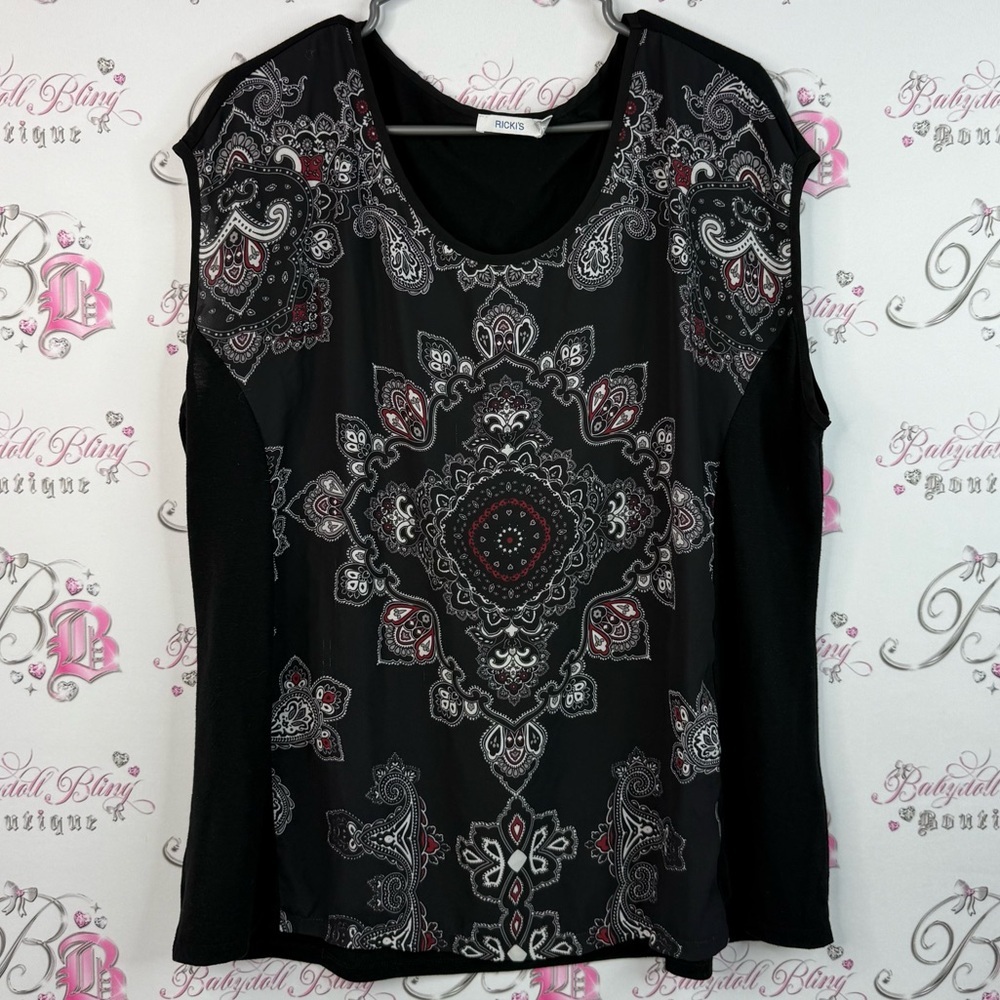 Ricki's tank top paisley floral lightweight flowy Black and White Paisley Blouse